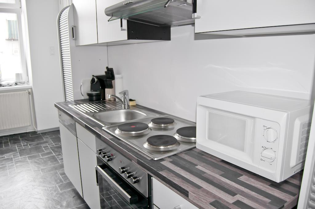 Royal Resort Apartments Westbahnhof Wien Zimmer foto