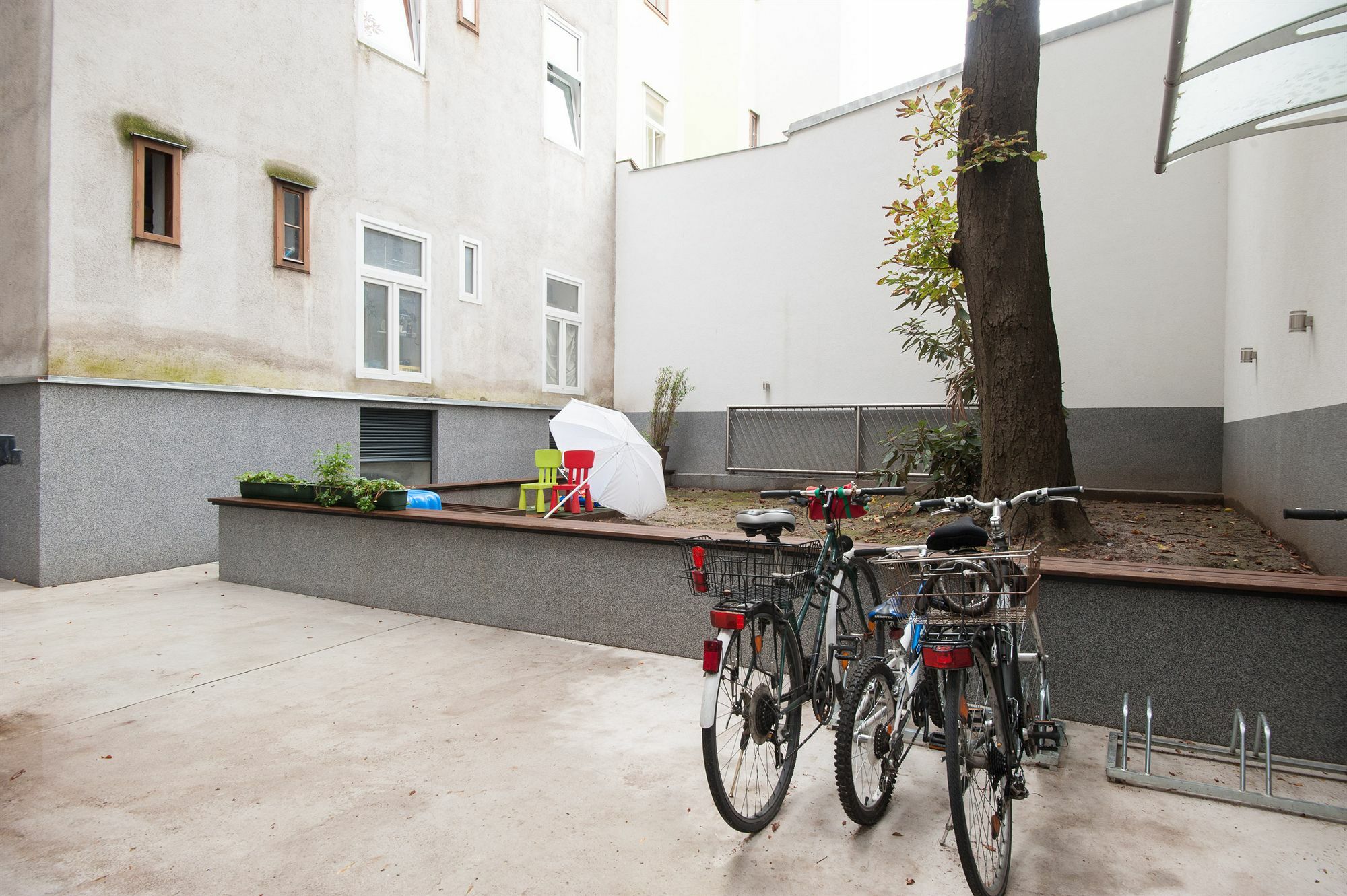 Royal Resort Apartments Westbahnhof Wien Exterior foto